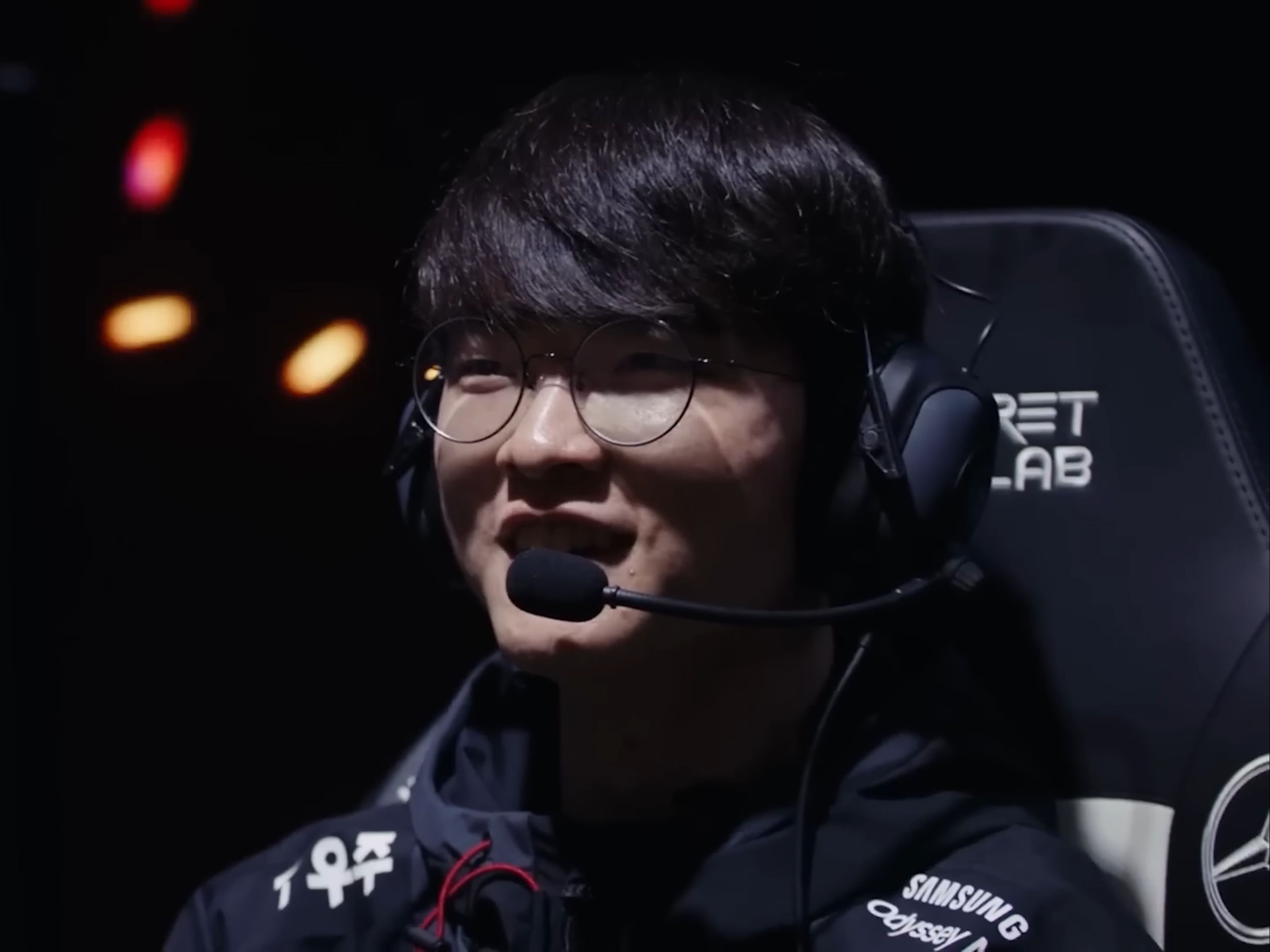 EDG官方宣布jiejie因受伤暂别赛场